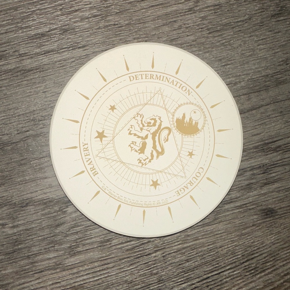 NWT Harry Potter Gryffindor White & Gold Ceramic Stone Coaster